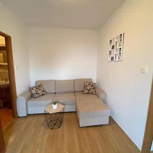  Apartman Varga